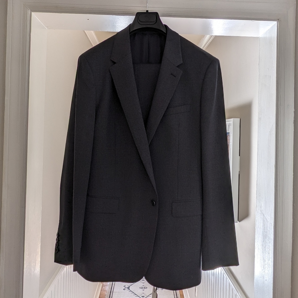 Theory suit, blue multi, 42R 33W